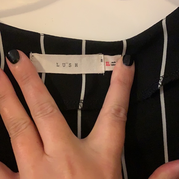 Black and white strapped tunic - Picture 3 of 6